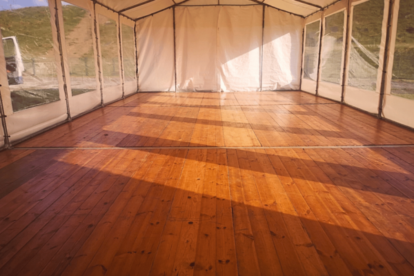 Podłoga Drewniana Modułowa 24X20 m - Lakierowana, na Stelażu - obrazek 3